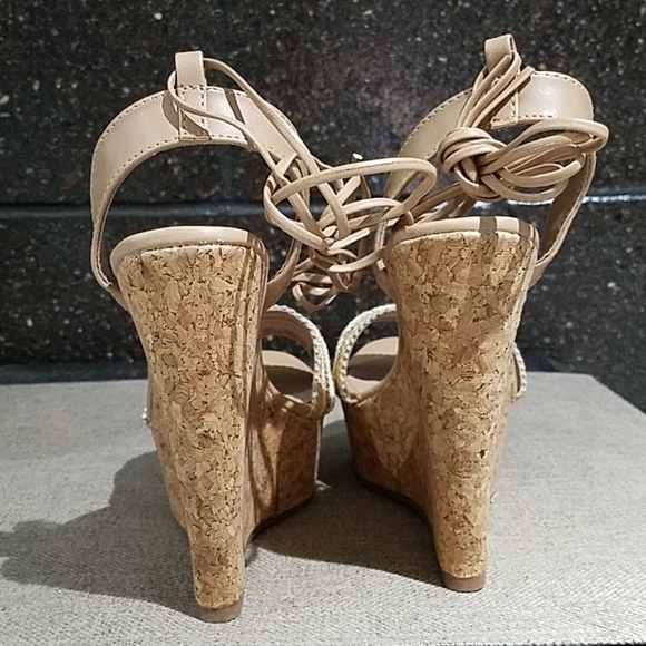 TAN NEUTRAL BEADED SANDAL CORK WEDGES ANKLE STRAPS - Picture 5 of 10